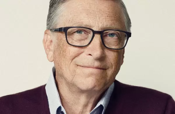 Bill Gates con Forbes: Qué piensa de ChatGPT  y por qué la Inteligencia Artificial "es el tema más candente de 2023"
