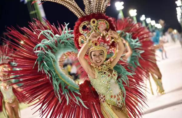 El feriado de Carnaval 2023 dej un impacto econmico de $ 100.000 millones