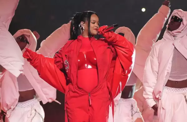 Rcord absoluto: Cunto tard Rihanna en facturar ms de US$ 8 millones tras su aparicin en el SuperBowl