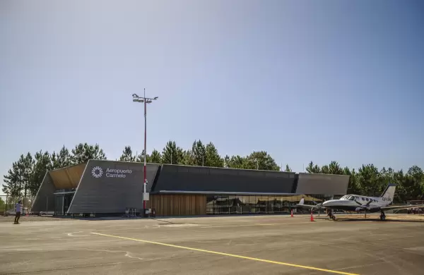 La apertura de este aeropuerto en Uruguay reabre un anhelado puente aéreo con Buenos Aires