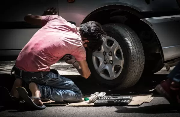 No fue gratis: una gigantesca automotriz vende una subsidiaria en la que trabajaban niños de 12 años