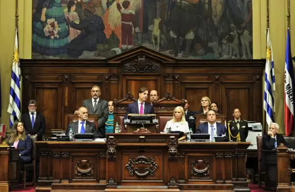 Rebaja impositiva: Lacalle Pou anunci que 63.000 uruguayos dejarn de pagar IRPF y 20.000 IASS