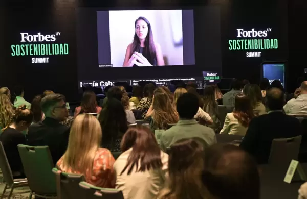 VIDEO | Lucía Cabanas (Itaú Uruguay): "Avanzar en sostenibilidad es un camino de valientes"