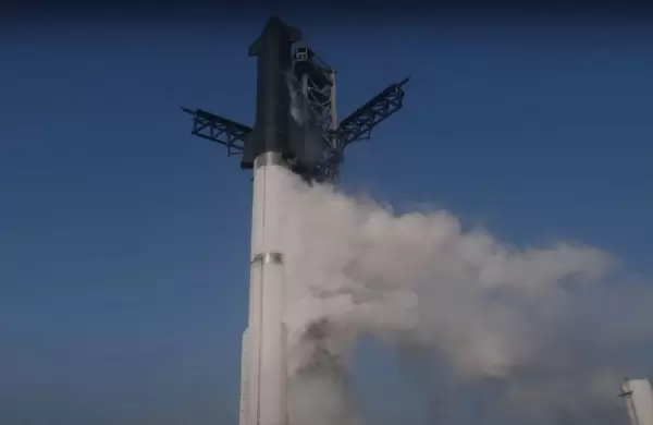 Un cohete de Elon Musk -el más poderoso jamás construido- explota después de su lanzamiento: qué pasó con la nave de SpaceX