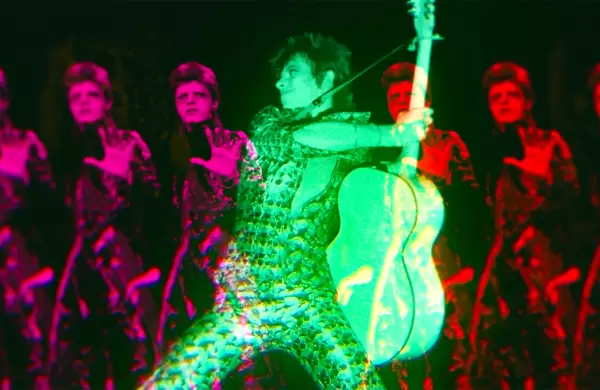 El espectacular documental sobre Bowie, "Moonage Daydream", llega a HBO