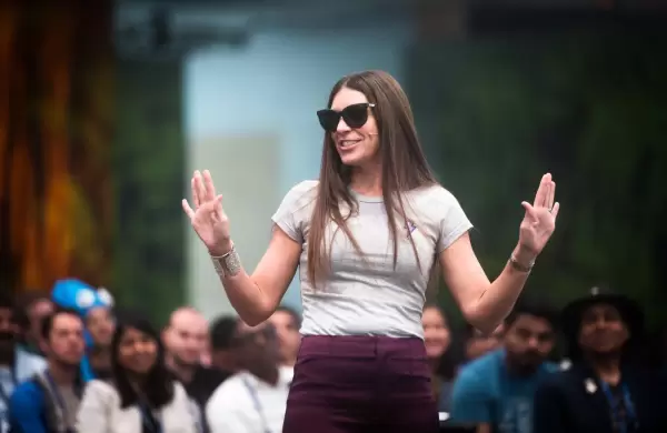 Sarah Franklin, de Salesforce: "Einstein GPT libera la magia que está en nosotros"