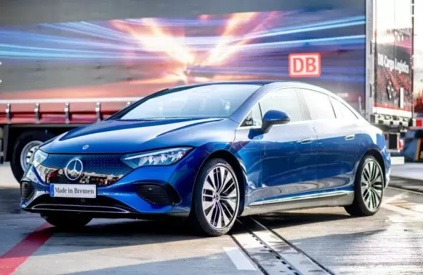 Mercedes Benz anuncia ganancias pero el avance de los autos elctricos chinos en Europa preocupa a la empresa