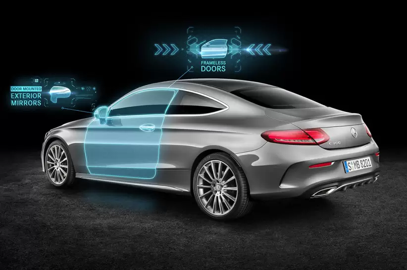 Mercedes Benz utiliza la realidad virtual y aumentada en varios procesos de su operativa diaria
