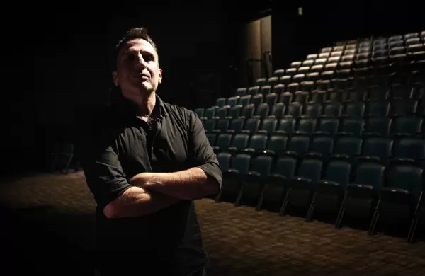 Club Silent: la innovadora solución de sonido que el cineasta Federico Lemos trajo a Uruguay
