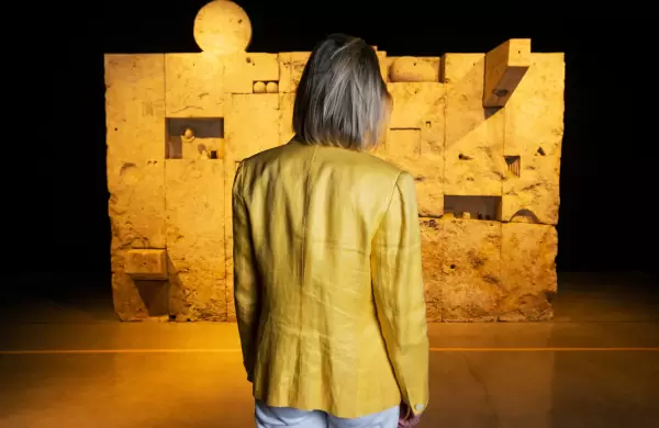 Fiona White, directora del MACA, reveló las fuentes de ingreso del museo, los planes y el impacto proyectado