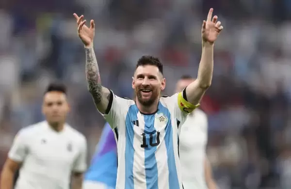 Sentirse Messi por un día: cómo es la nueva experiencia inmersiva que recorre la vida del astro argentino