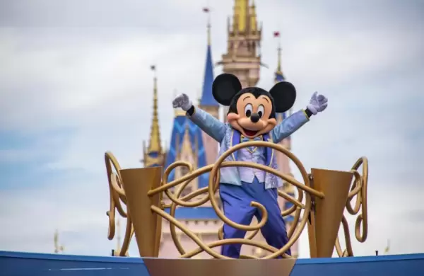 Disney tiene siete de los diez parques temticos ms visitados del mundo