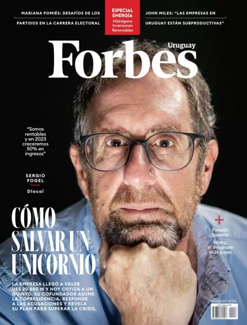 Sergio Fogel es tapa de la sexta edición de Forbes Uruguay, junio 2023. Foto: Nicolás Garrido. Diseño: Cecilia Perriard.