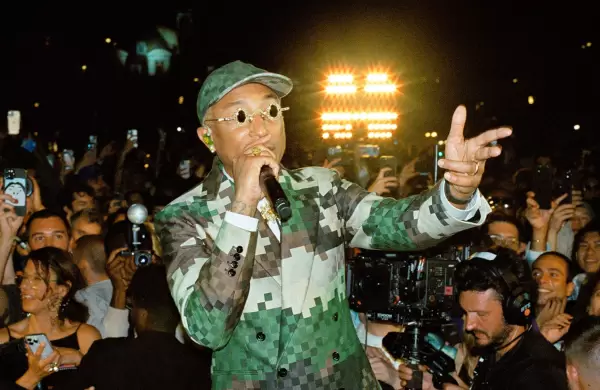 La primera coleccin masculina de Pharrell Williams para Louis Vuitton arrasa en la Semana de la Moda de Pars