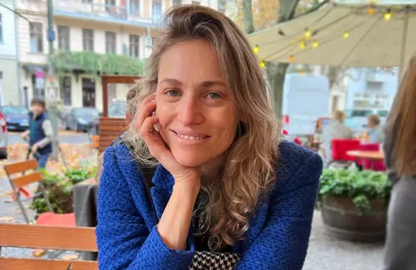 Quin es Valeria Sol Groisman, la autora de Barullo, una novela que habla sobre los trastornos de ansiedad