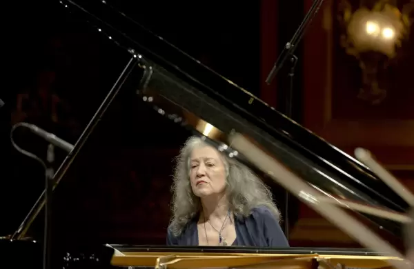 Vuelve Martha Argerich al Teatro Colón: la gran pianista argentina realizará su clásico festival con invitados de lujo