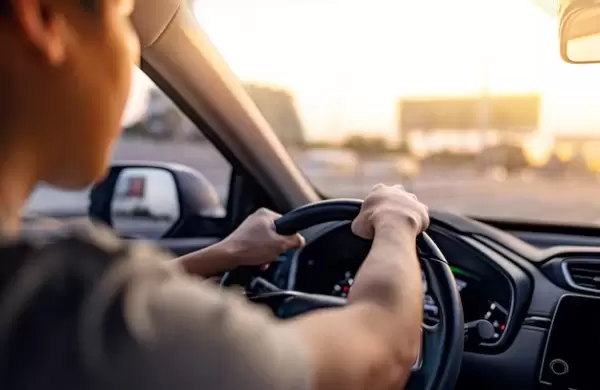 As funciona esta IA utilizada en USA que observa millones de autos a diario y le avisa a la polica si ests manejando como un criminal