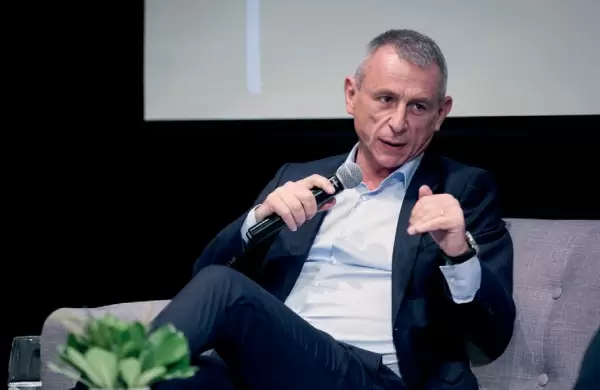 Allanan al fundador de Wenance y le prohíben salir del país mientras lo investigan por estafa