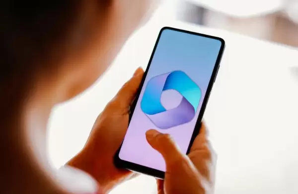 Mientras OpenAI y Anthropic disparan sus ingresos con chatbots, Microsoft guarda silencio sobre cuánto gana con Copilot