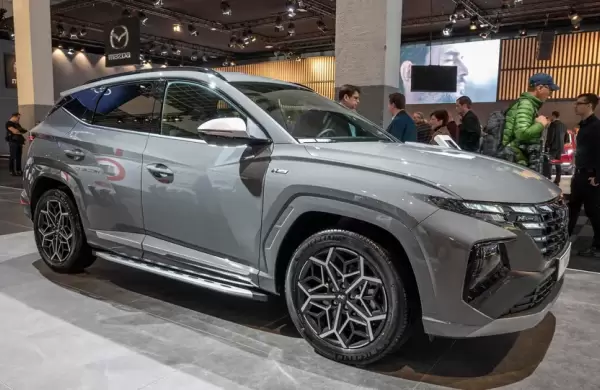Hyundai y Kia retiran del mercado casi 92 mil autos que podrían "incendiarse"
