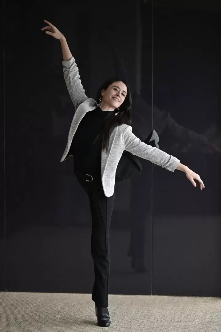 Nadia Mara, primera bailarina del Ballet del Sodre. Foto: Leonardo Mainé.