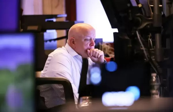 El Dow cae casi 300 puntos y el principal analista bancario de Fitch adelanta un pronstico "horrible" para los bancos