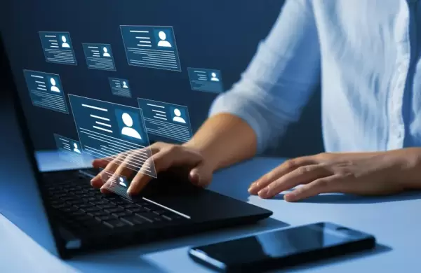LinkedIn asegura que las ofertas de trabajo relacionadas con ChatGPT se multiplicaron "a cifras altísimas" desde noviembre