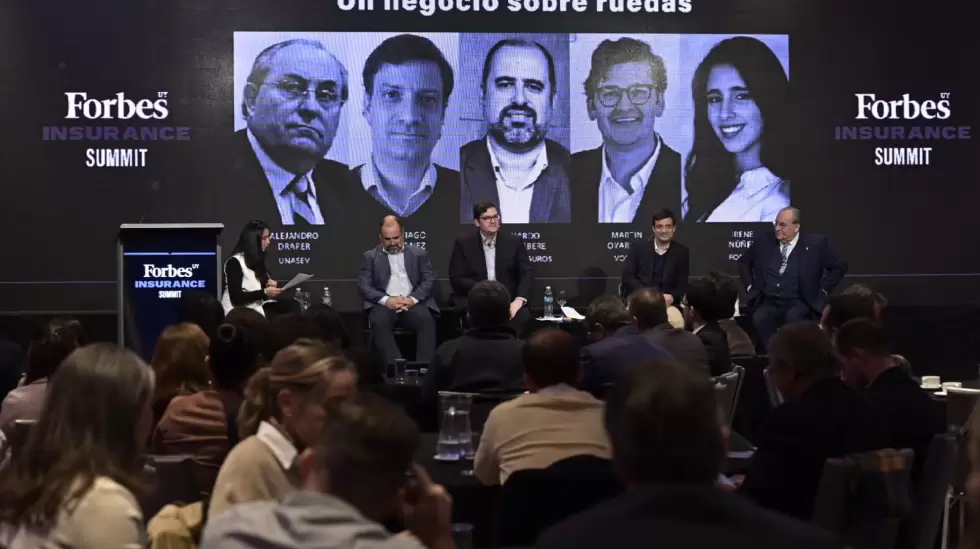 Irene Nez, Leonardo Aguerrebere, Martn Oyarzn, Santiago Martnez y Alejandro