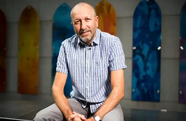 El veterano estratega Albert Edwards advirtió que el mercado actual se asemeja a la crisis de 1987