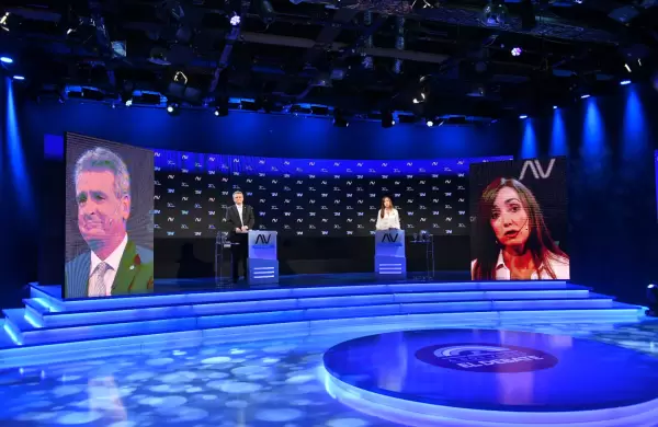 Rossi y Villarruel protagonizaron un caliente debate repleto de cruces