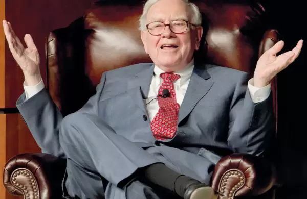 Warren Buffett dona más de US$ 1.000 millones en acciones y se pronuncia contra las "dinastías familiares"