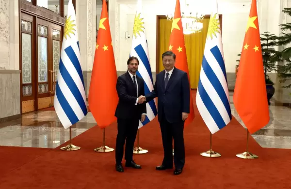 Encuentro clave: Lacalle Pou se reunió con Xi Jinping y firmaron documento con 24 acuerdos