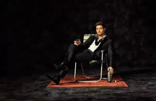 Tras vender 75 millones de lbumes, Michael Bubl lanz su propio whisky