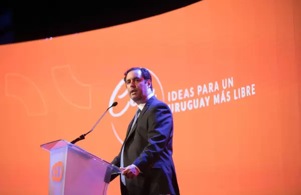 Las propuestas liberales del CED para que Uruguay salga de la "trampa del ingreso medio"