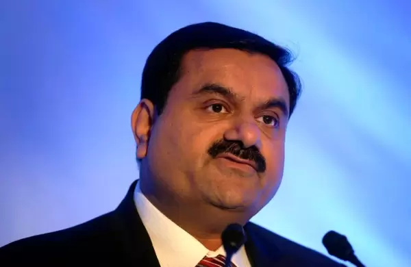 Gautam Adani sum en un solo da ms de US$ 11.000 millones a su fortuna y reingres al "Top 20" de los ms ricos de Forbes