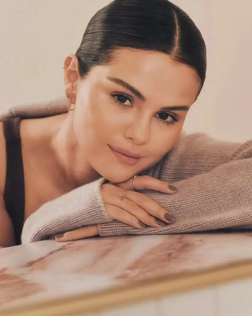 Selena Gomez, Cosmtica, Productos de belleza