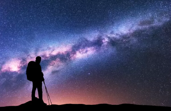 Eclipses solares y superlunas en 2024: cmo, cundo y dnde ser astroturista