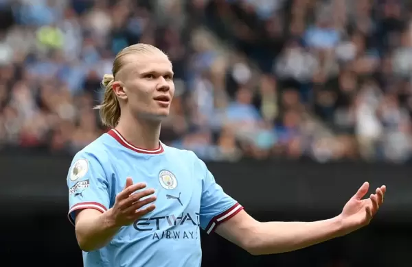 Haaland suma otro auto a su colección de lujo: una Ferrari casi tan rápida como un Fórmula 1