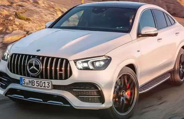 Mercedes-Benz retira vehculos del mercado por "riesgo de incendio"