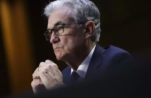 Wall Street espera que la Fed recorte las tasas a un ritmo "más lento" en 2025