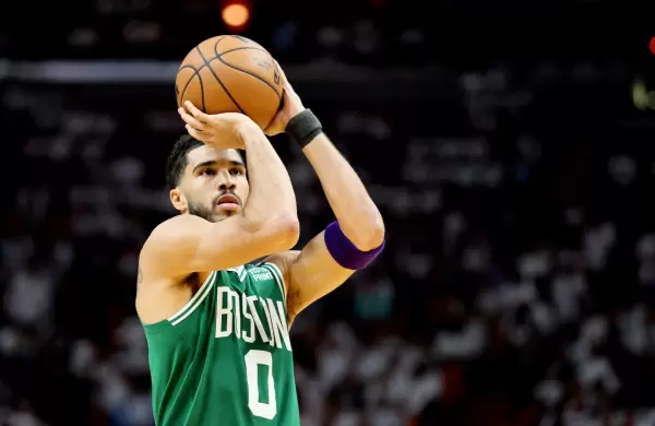 A horas de las finales 2024, la NBA negocia acuerdos de transmisión millonarios: las estrategias en Estados Unidos y América Latina