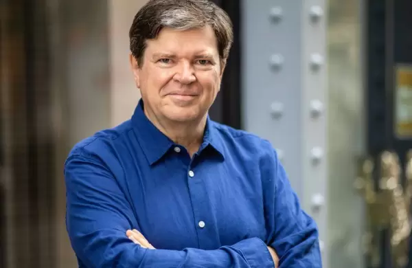 Uno de los "tres padrinos de la IA" trabaja en un sistema que alcanzaría el nivel humano en 10 años