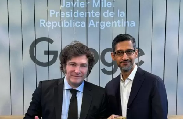 Cuál es el regalo relacionado con la música que Sundar Pichai, CEO de Alphabet (Google), le entregó a Javier Milei durante su visita a San Francisco