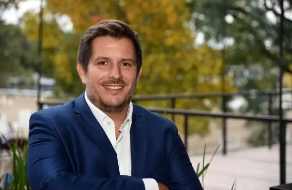 Del marketing a Shopify: cómo se mueve el gigante brasilero TOTVS frente a las marcas globales