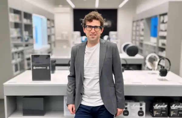 De la admiración de su padre a Steve Jobs y Apple a liderar una pyme de 36 años: "Las condiciones de importación cambian y hay que adaptarse"