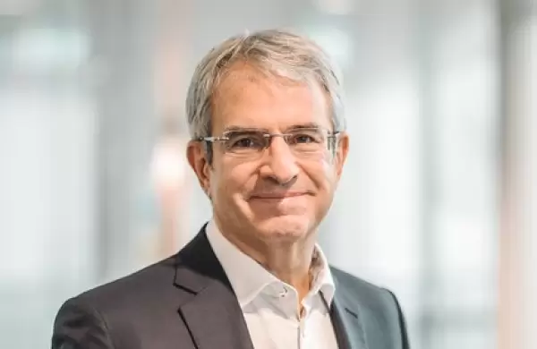 Laurent Freixe, de Nestlé: "Capacitar a los jóvenes es la única salida a la crisis y hacia el crecimiento sostenible"