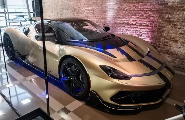 La "casa de Batman" sorprende con un recorrido de US$ 40 millones en lujo para fanáticos