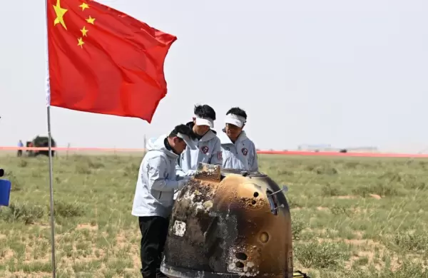 Una hazaña histórica: China trajo muestras de la cara oculta de la luna y el escenario geopolítico se expande