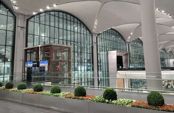Un paseo por el deslumbrante aeropuerto de Estambul: museo, biblioteca, relax para mascotas y mucho más