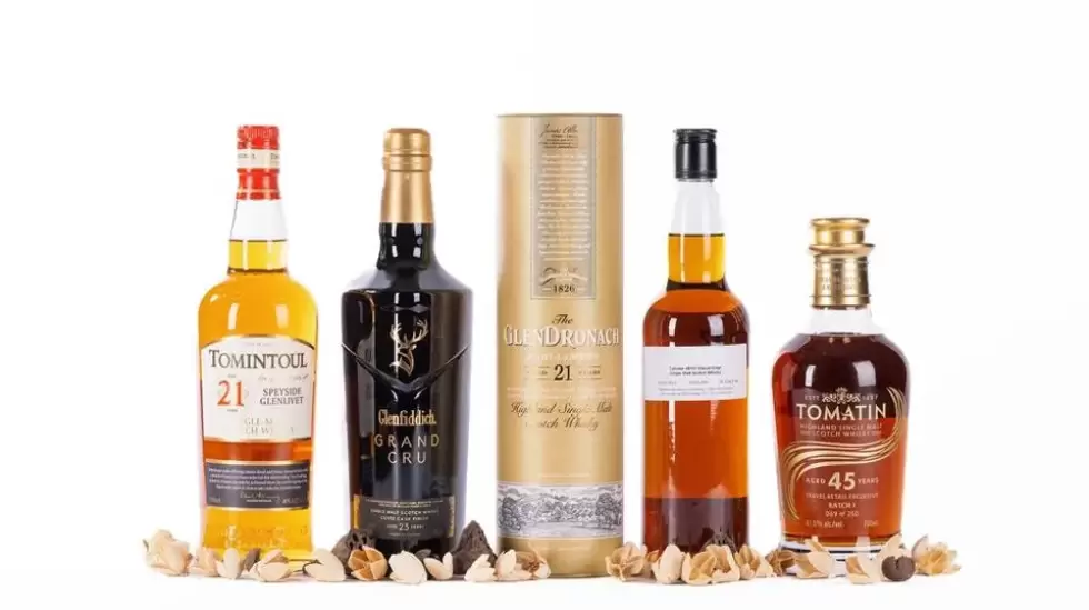 Los finalistas al mejor whisky escocs de malta de 20 aos o ms en la edicin d